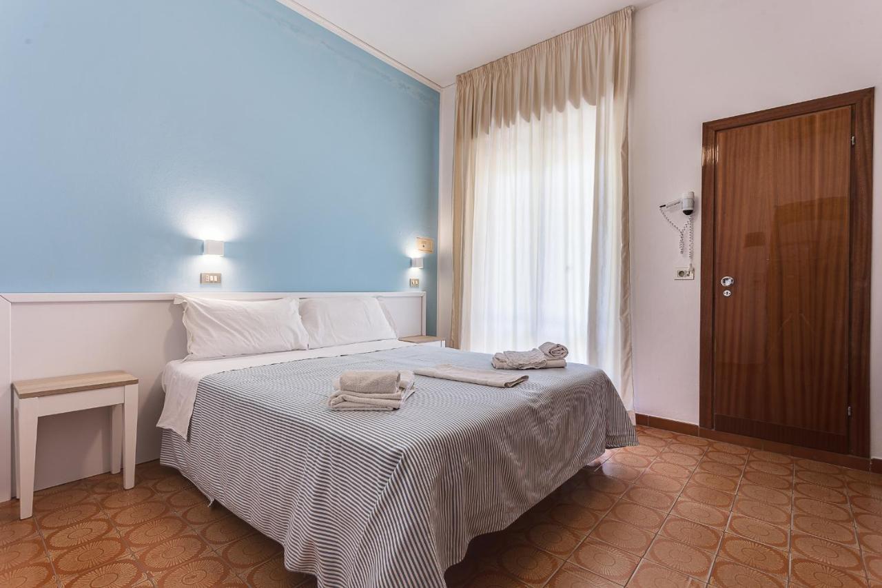 Piccolo Hotel Kursaal Cesenatico Buitenkant foto